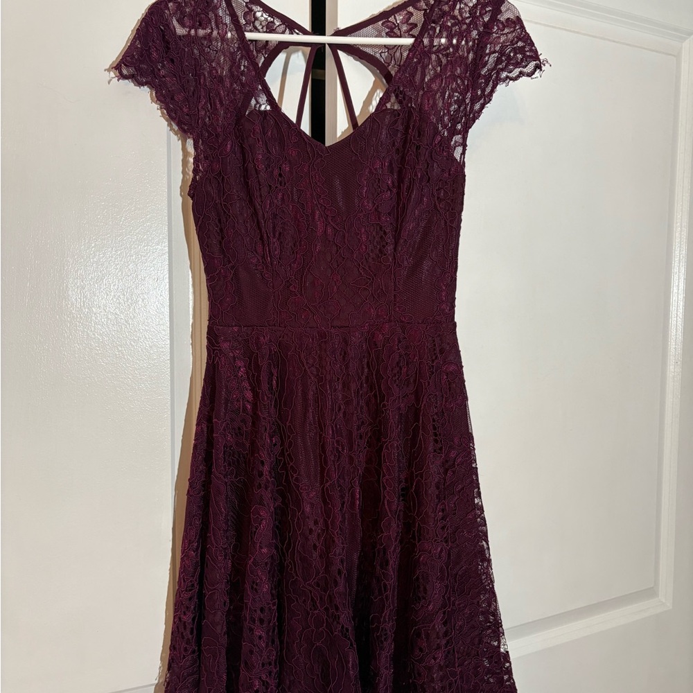 Elegant Lace Burgundy Dress